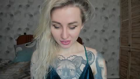 Snapshot of alexarush chatting on January 12, 6:05 pm alexarush online show from January 12, 6:05 pm