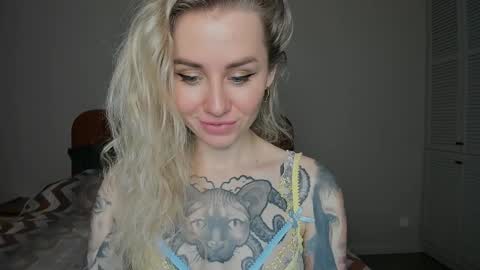 Snapshot of alexarush chatting on February 7, 6:24 pm alexarush online show from February 7, 6:24 pm
