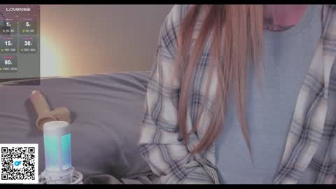 Snapshot of alexashowcum chatting on December 22, 11:31 pm Alexa online show from December 22, 11:31 pm