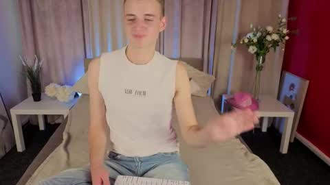 alexcolee online show from October 24, 3:13 pm