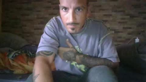 Snapshot of alexdelarge23 chatting on October 8, 5:52 pm alexdelarge23 online show from October 8, 5:52 pm