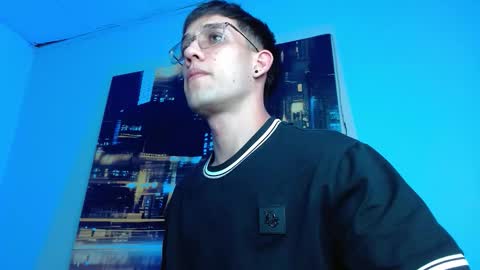 alexgiraldo__ online show from March 22, 7:29 pm