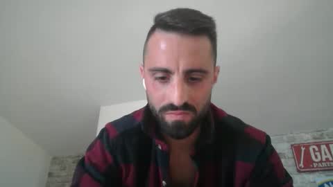 alexhot132 online show from April 18, 2:19 pm