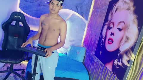alexi_hot23 online show from June 6, 10:15 pm