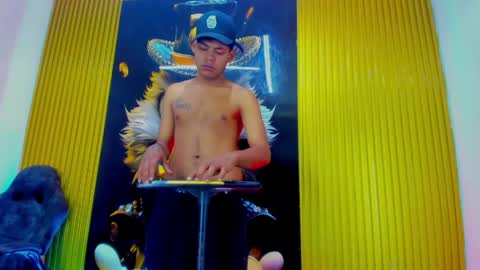alexi_hot23 online show from June 4, 11:11 pm