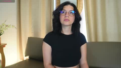 alexia_clark7 online show from February 4, 8:13 pm