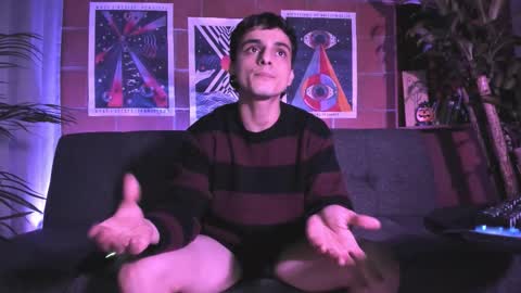 Alexi Jacobs online show from October 9, 2:28 am