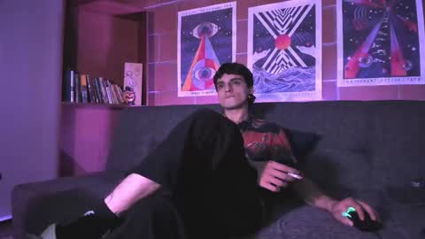 Alexi Jacobs online show from November 8, 6:27 am