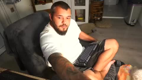 Snapshot of alexirr chatting on September 10, 8:43 pm Alex online show from September 10, 8:43 pm