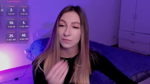 Alexis online show from November 28, 7:43 pm