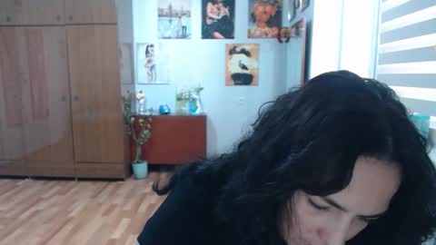 AlexisMillers online show from September 15, 9:00 am