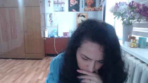 AlexisMillers online show from April 15, 10:29 am