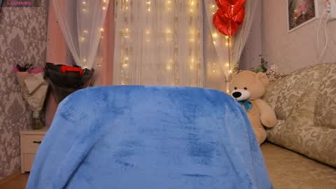 Snapshot of alexissadele chatting on December 30, 1:15 am Amely online show from December 30, 1:15 am