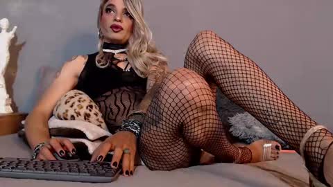 Alexjhonsson online show from April 21, 11:50 am