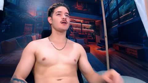 Alex online show from October 14, 7:28 pm