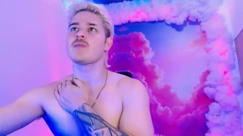 Alex online show from November 6, 7:17 pm