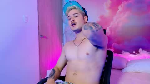 Alex online show from November 7, 7:27 pm