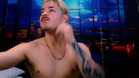 Alex online show from October 27, 7:03 pm