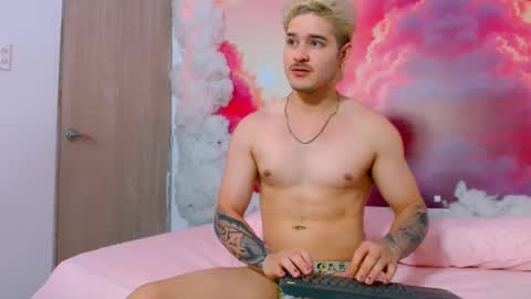 Alex online show from November 8, 7:28 pm