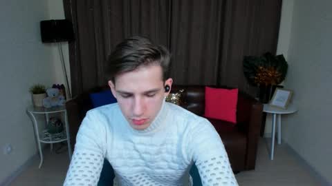 Snapshot of alexs_771 chatting on February 25, 3:20 pm Dennis online show from February 25, 3:20 pm