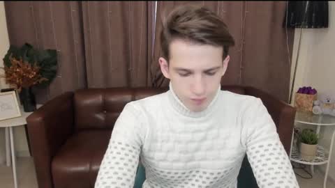 Snapshot of alexs_771 chatting on March 6, 12:30 pm Dennis online show from March 6, 12:30 pm