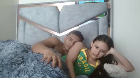 alex y luisa online show from October 29, 4:09 pm