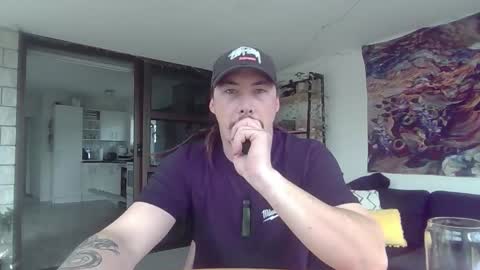 Alex online show from December 2, 3:27 am