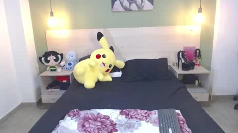 A L E X A online show from November 30, 10:22 am