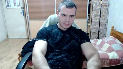alexxgorilla online show from March 15, 5:16 pm