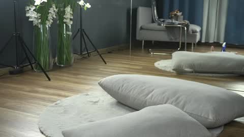 alexxiskye online show from February 2, 9:29 am