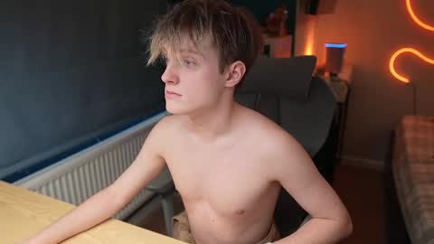 Alexycutie online show from January 19, 9:19 am