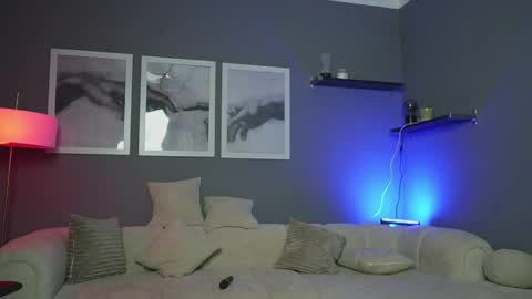 richandalfa online show from April 3, 7:26 am