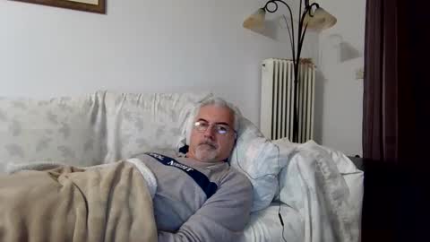 I wanna cum online show from February 11, 12:25 am