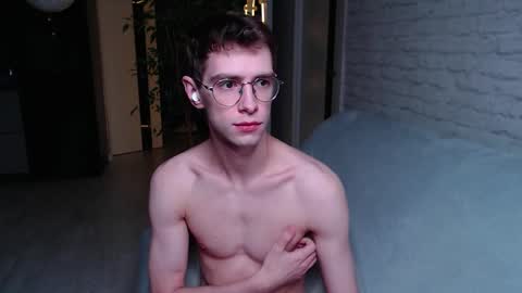 Alfie online show from September 28, 3:48 am