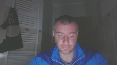 alfiesolomons87 online show from April 7, 6:21 pm