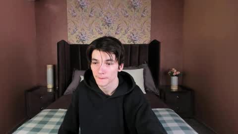 Alfred online show from November 18, 7:44 am