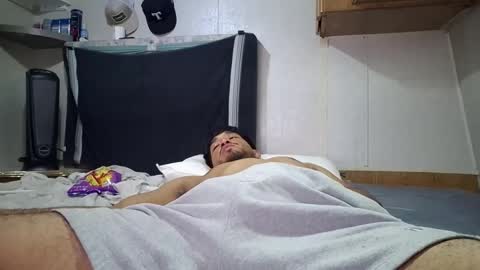 alfredsotello6 online show from December 23, 3:02 am