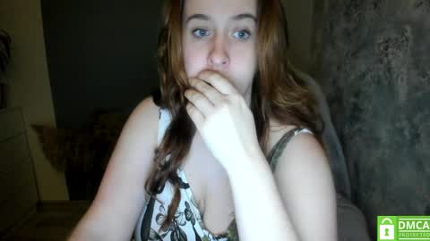 aliaa_ online show from December 4, 3:31 am