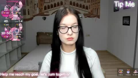 Alica online show from October 14, 11:35 am