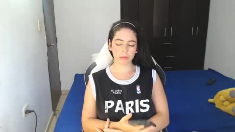 alicc0409 online show from October 11, 1:38 pm