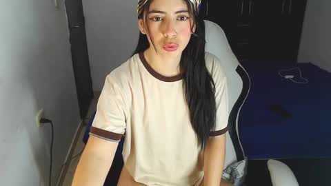 alicc0409 online show from October 22, 1:02 pm