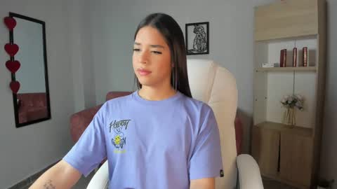 Snapshot of alice23jones chatting on March 12, 2:34 pm Alice online show from March 12, 2:34 pm