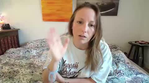 Alice online show from December 5, 2:26 pm