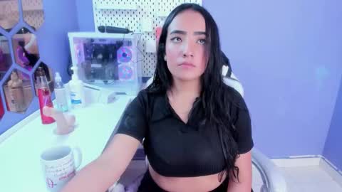 alice_26__ online show from January 19, 2:16 pm