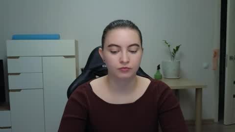 Alice online show from March 1, 7:56 am