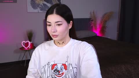 Alice online show from December 8, 1:58 pm