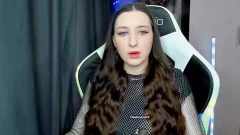 Alice online show from November 28, 1:18 pm