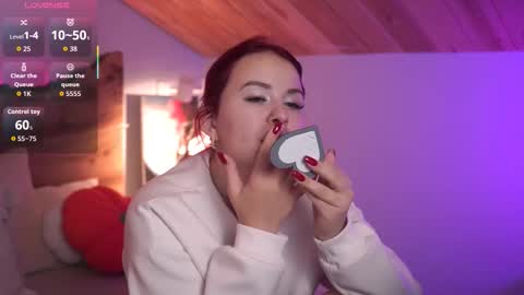 Alice.....Welcome to my room Lets get to know each other better and have an unforgettable time online show from November 1, 9:41 am