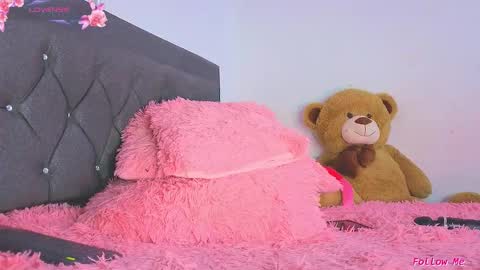 alice_brownnn online show from February 24, 3:53 am