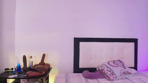    online show from December 14, 3:17 am